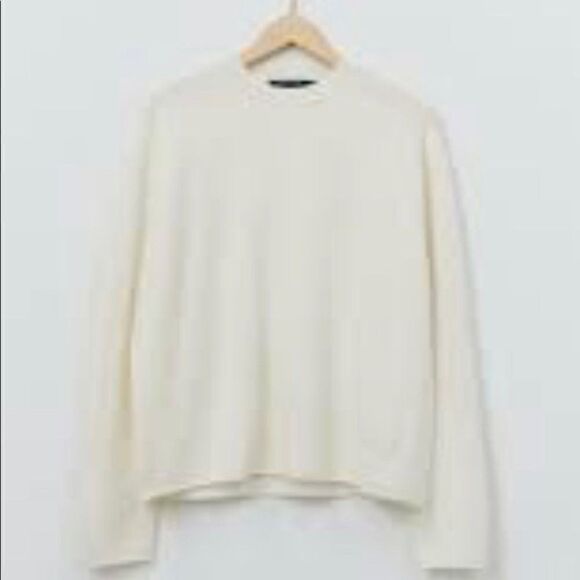 Vara Cream Crewneck Sweater Large - Picture 1 of 11